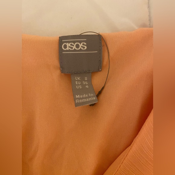 LIGHT PEACH ASOS DRESS SIZE 4 - Picture 2 of 3